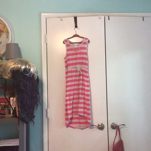 Pink and white dress - Picture 2 of 3